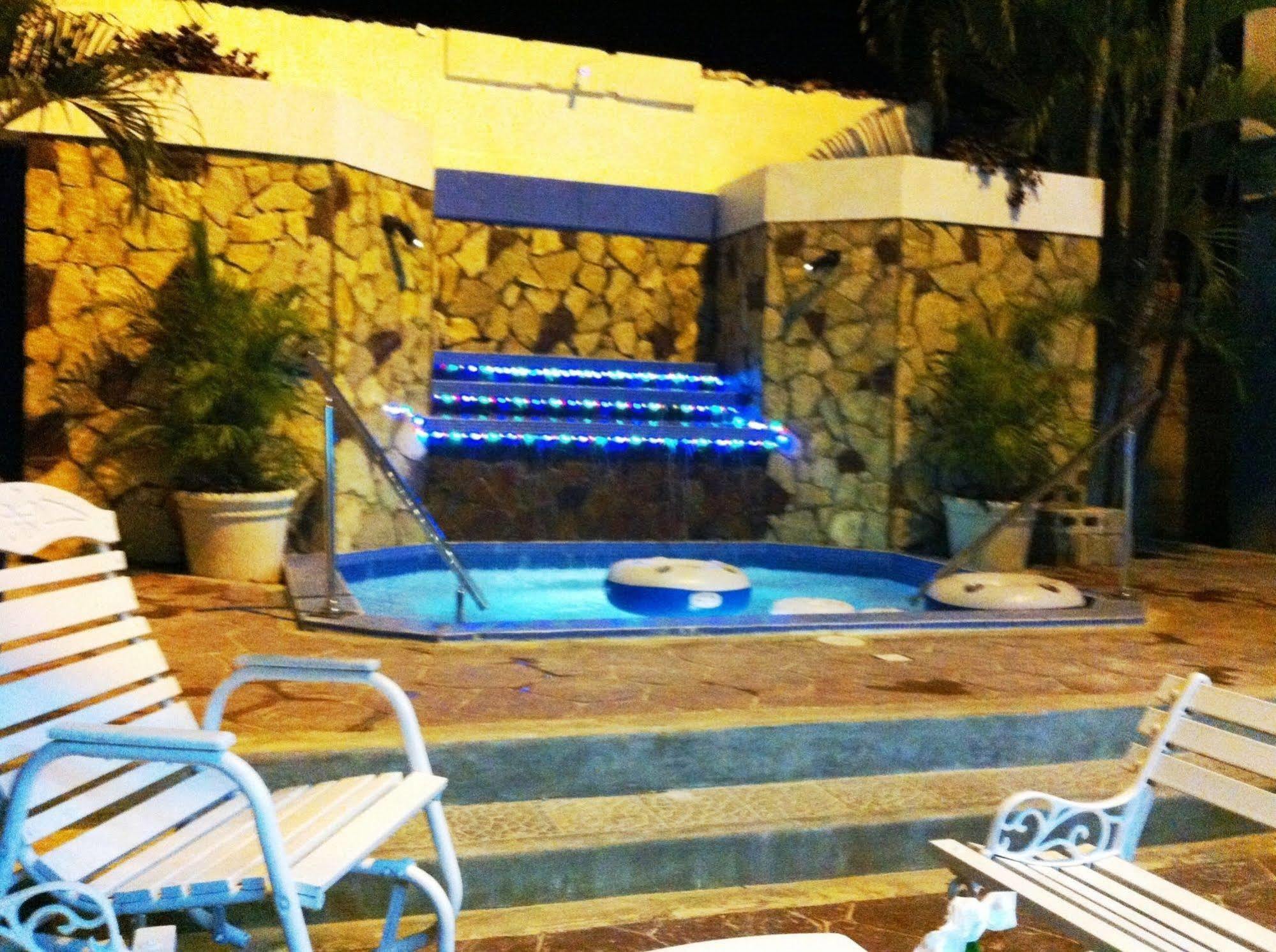 Hotel Caribe Barahona Exteriér fotografie
